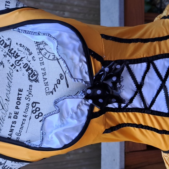 Fantasy Butterfly Costume - Picture 5 of 12